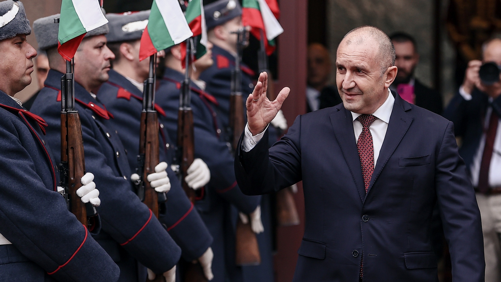Bulgaria Ex-President Alleges Plan Underway to Discredit Expected Election Win