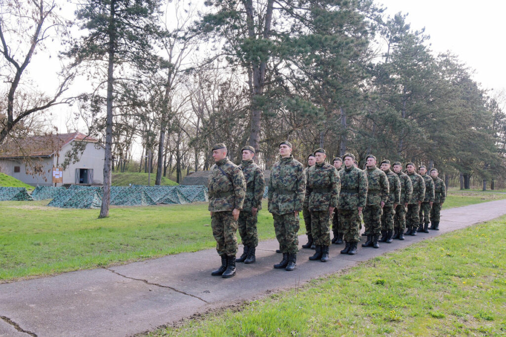 Gasic Welcomed Serbian Soldiers from Lebanon: “You Represented Serbia with Honor”