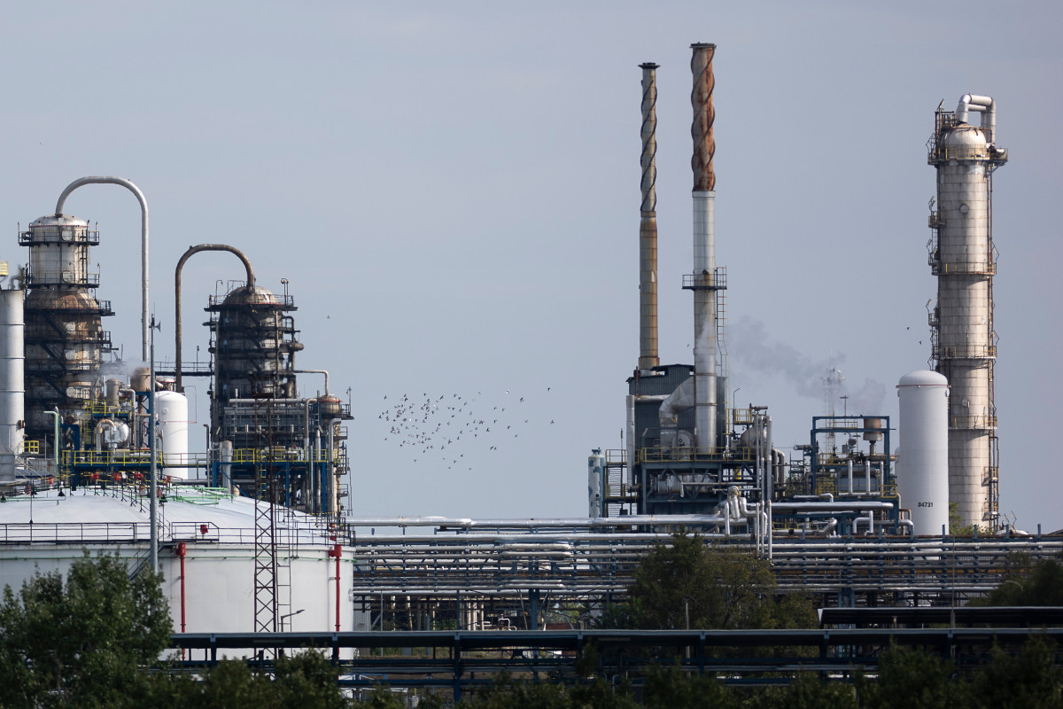 MOL to Retain Pancevo Refinery If It Becomes NIS Majority Owner