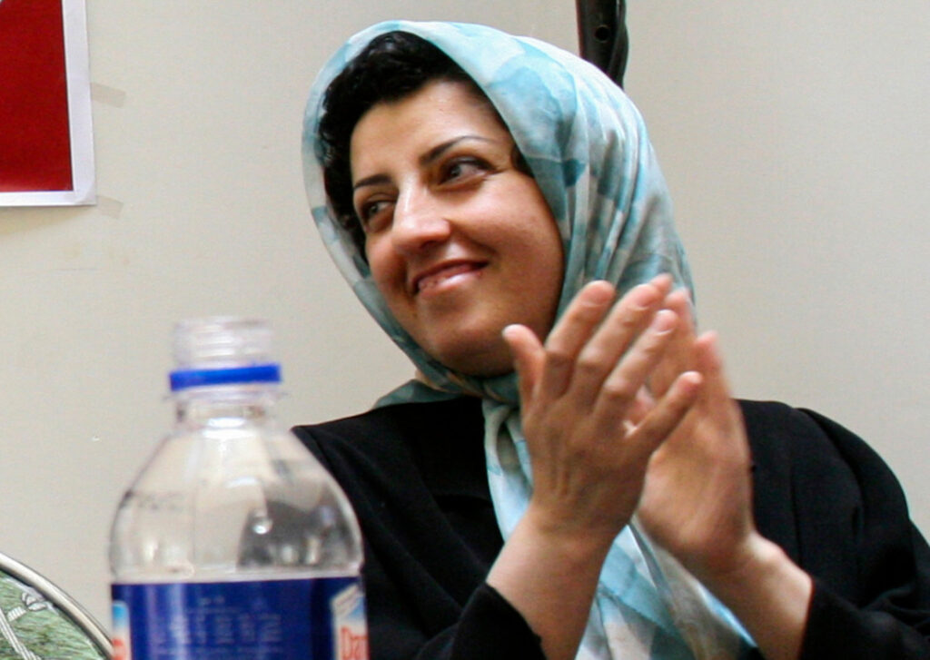 Iranska dobitnica Nobelove nagrade za mir prebačena iz zatvora u bolnicu