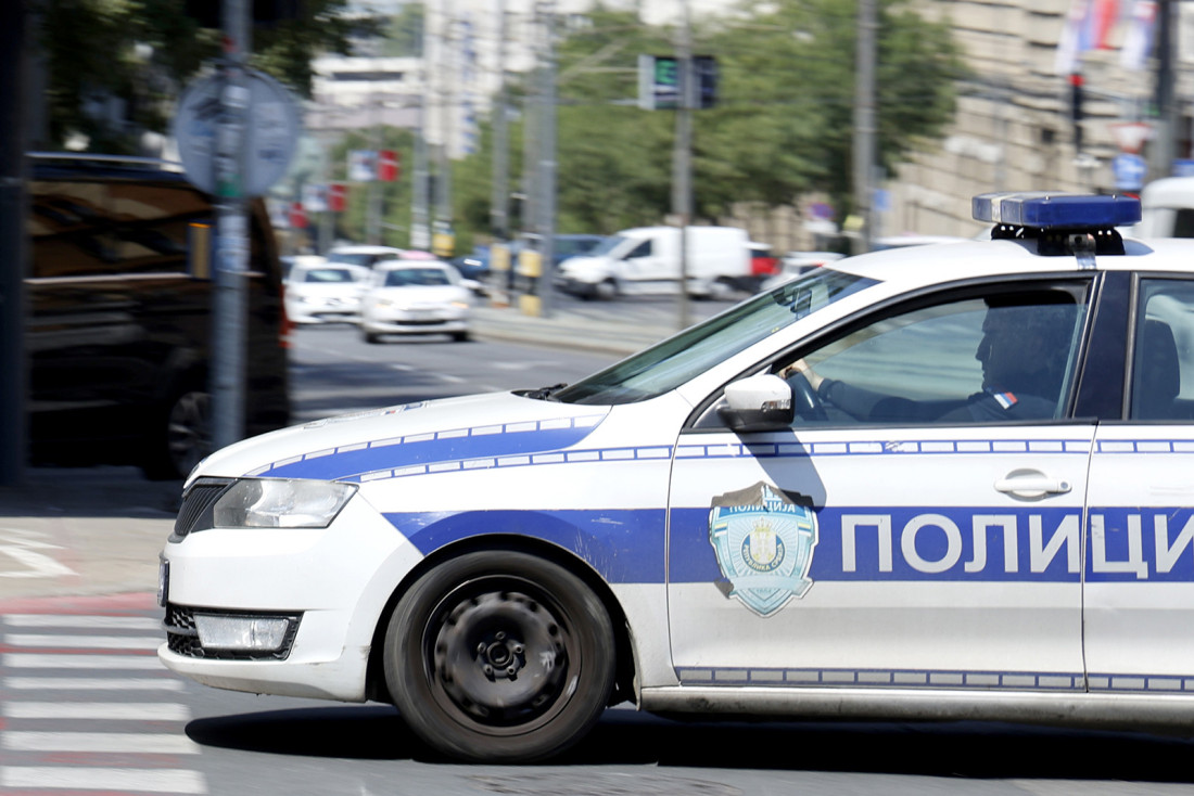 Učenik sedmog razreda doneo pištolj u školu u Sjenici, reagovala policija
