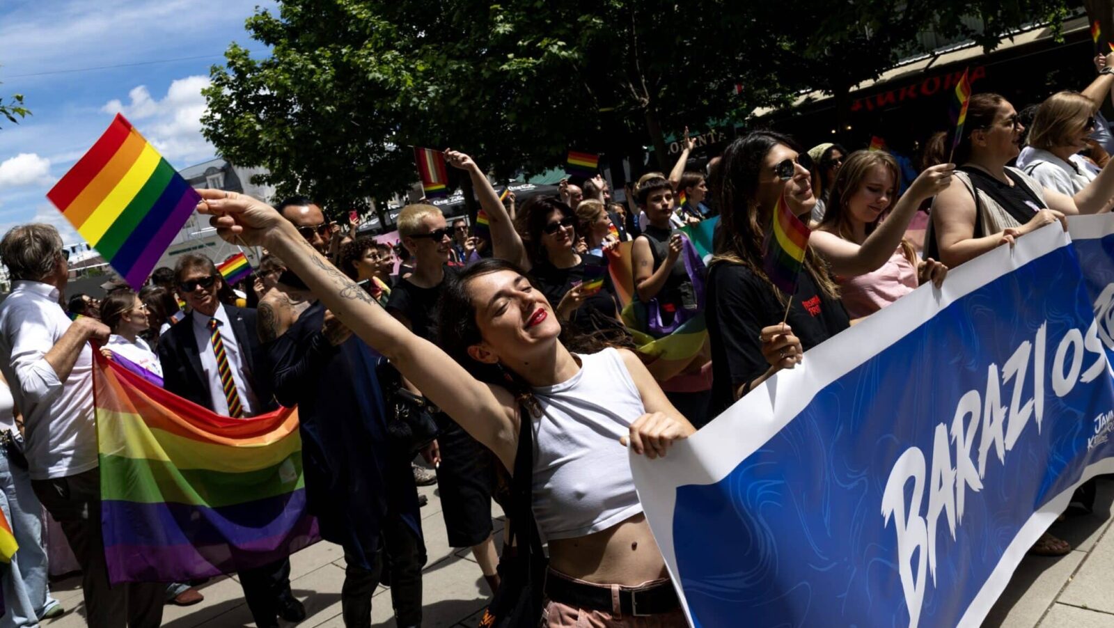 Decade of Pleasure: Tenth Pristina Parade Makes Call for Equality