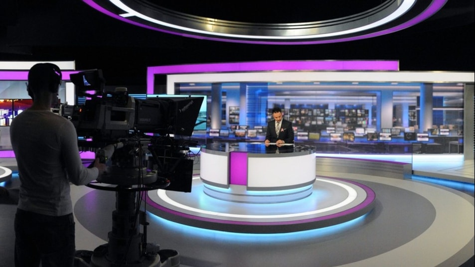 Hungary Unveils Plans to Reform Public Media; Fidesz Press Struggles