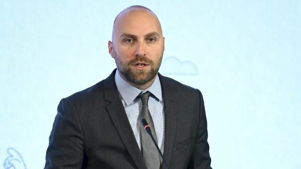 Serbia Urged to Cease Entry Bars on Montenegrin Journalists