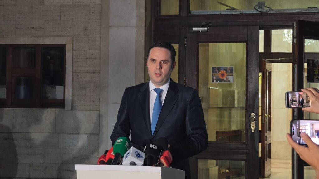 Kosovo Coalition Talks Suspended as Turmoil Grips Opposition Occasion