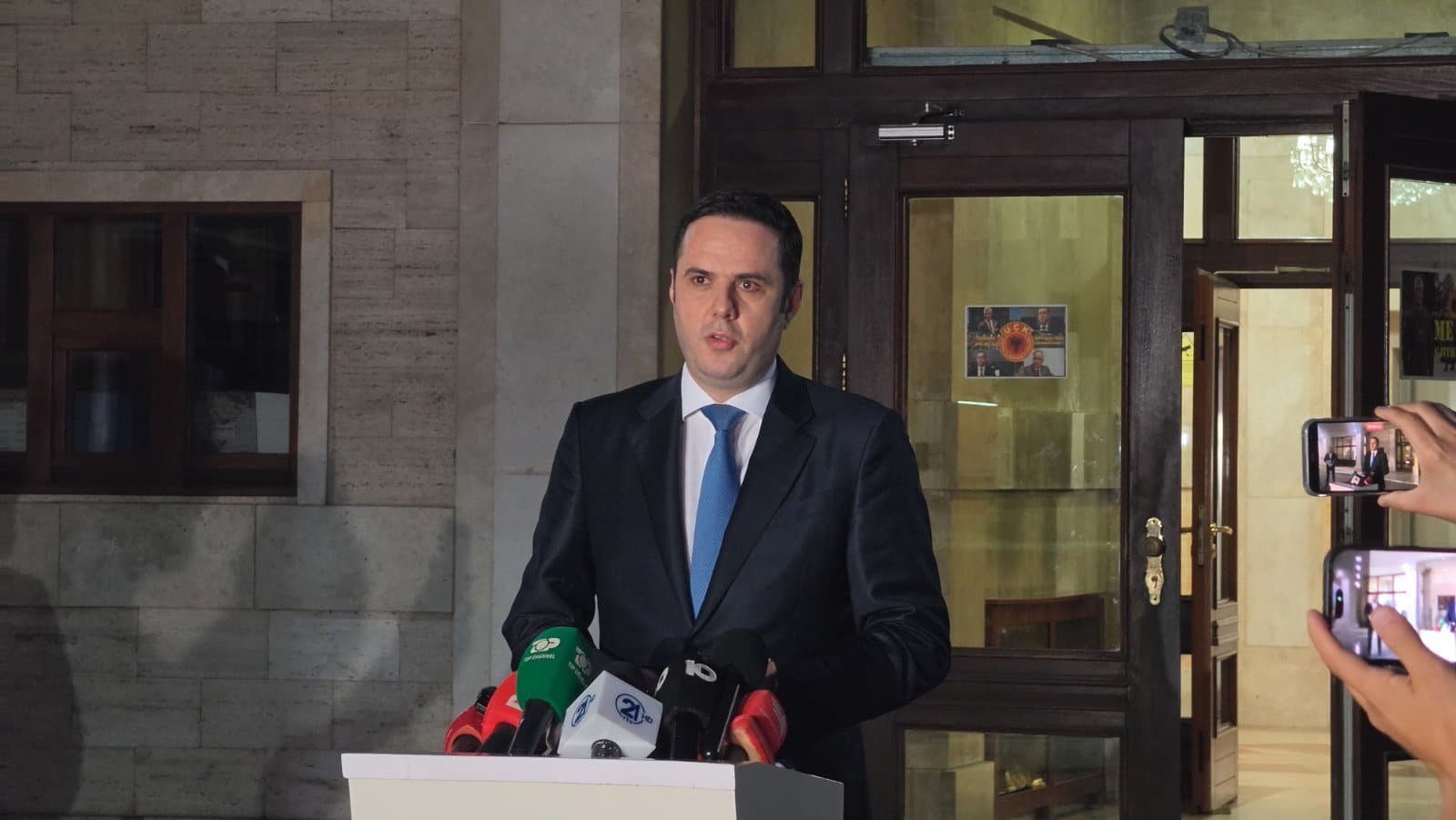 Kosovo Coalition Talks Suspended as Turmoil Grips Opposition Occasion